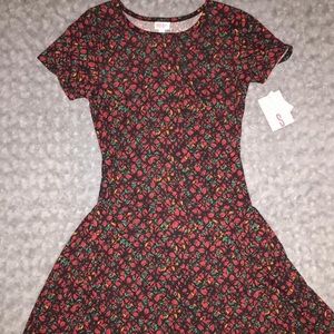 LuLaRoe Small Carly NWT - outfits available!